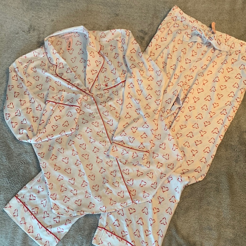Victoria’s Secret Candy Cane silky pajama set NWT
